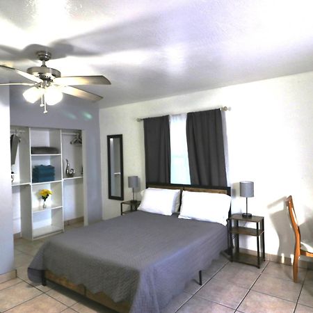 Hallandale Beach Motel With Free Parking And Full Kitchen ! No Extra Fees! Accepting Cash! Luaran gambar