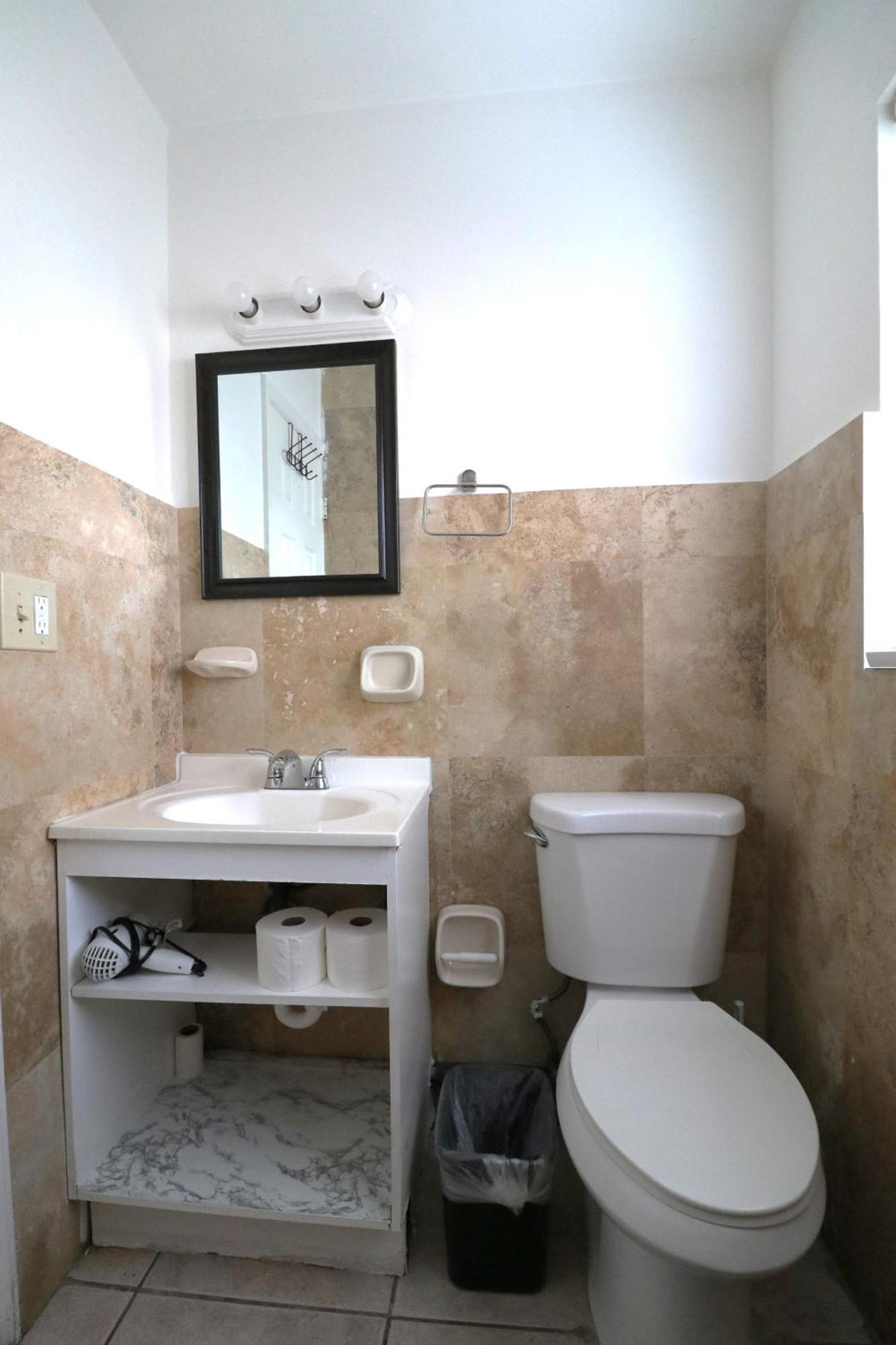 Hallandale Beach Motel With Free Parking And Full Kitchen ! No Extra Fees! Accepting Cash! Luaran gambar
